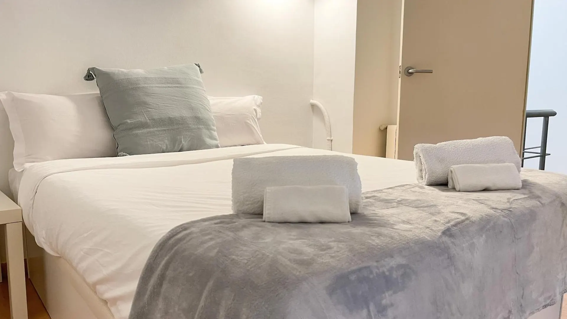 바르셀로나 Duplex In Gracia 아파트